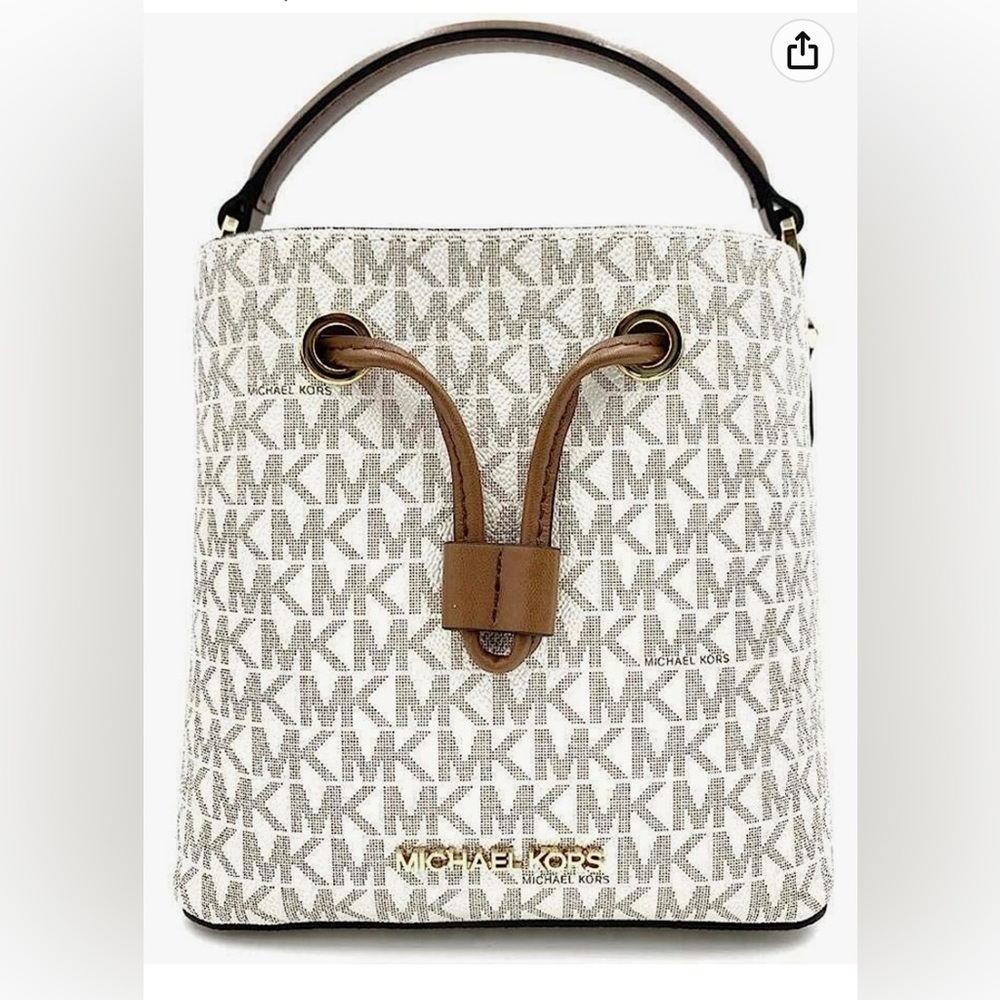 NWT Michael Kors Bucket Small Crossbody Bag - Picture 1 of 4
